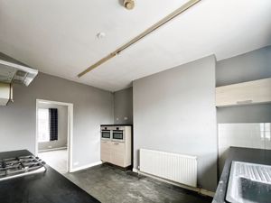 Photo 16- click for photo gallery